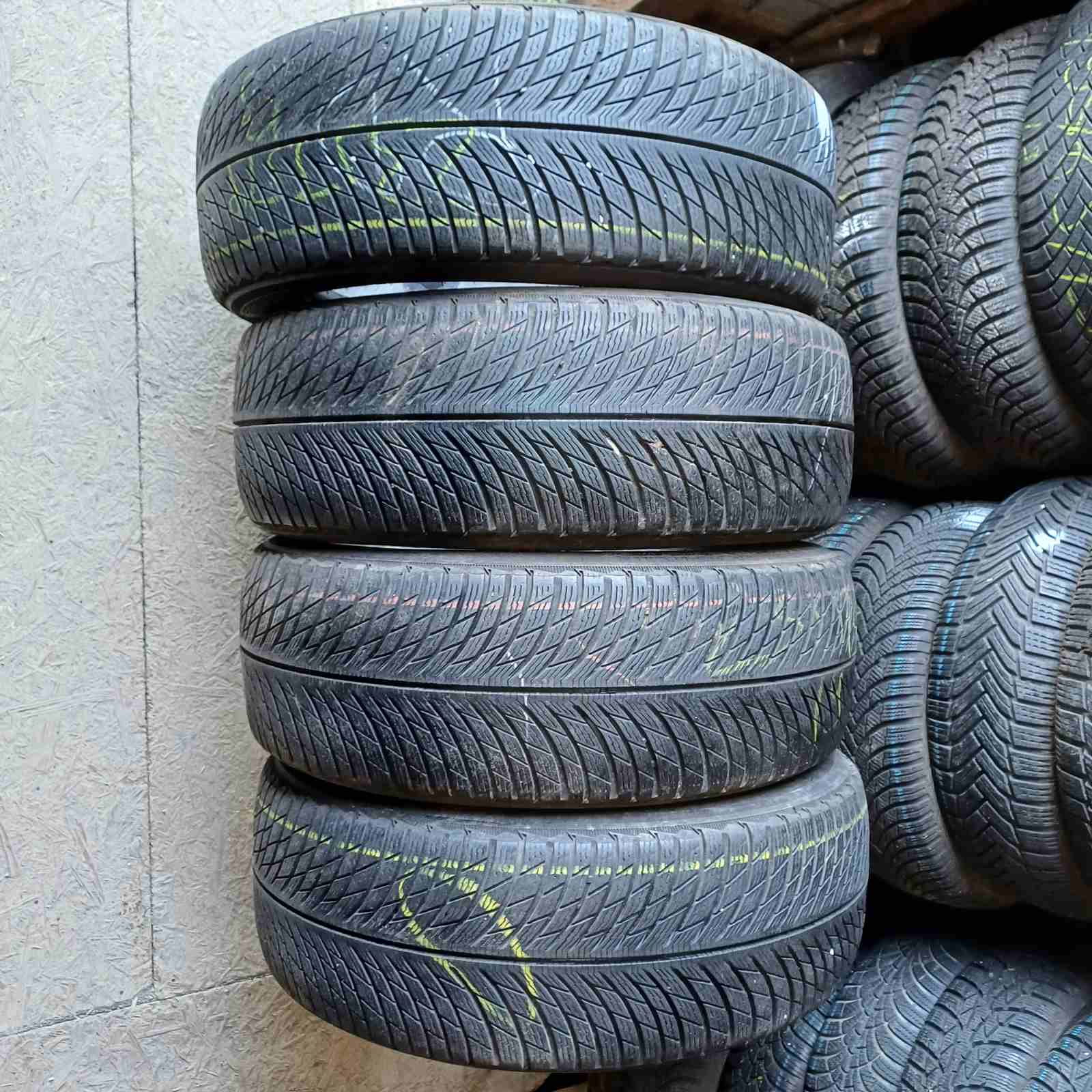 Michelin Pilot Alpin 5 suv 235/55R19
